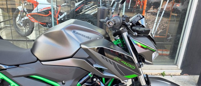 2024 Kawasaki Z400 GREY