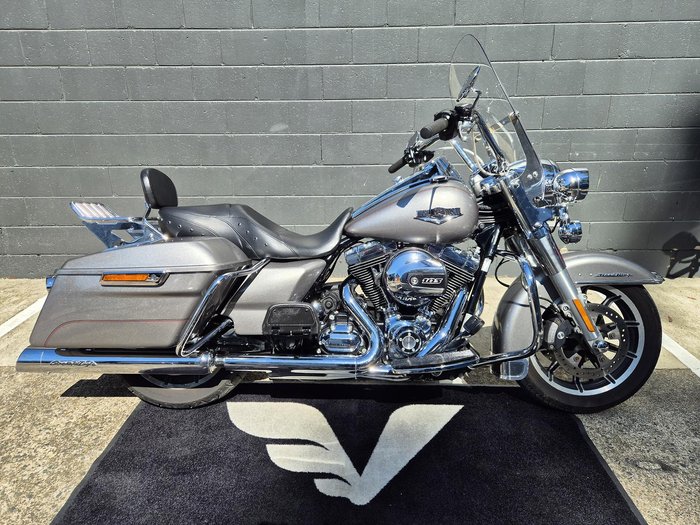 2016 Harley-Davidson Road King 1690 (FLHR) Touring Silver