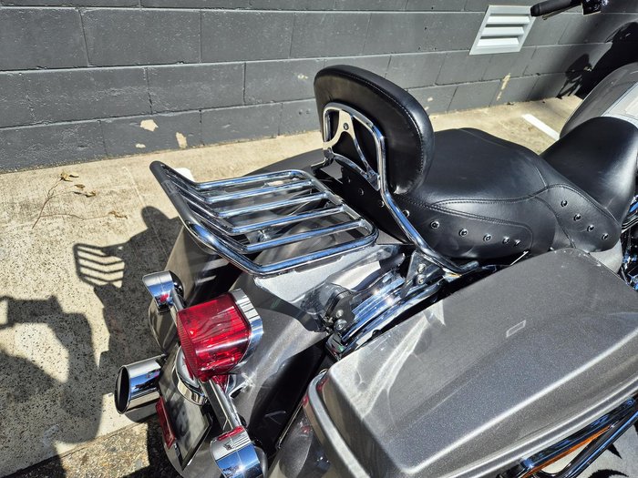 2016 Harley-Davidson Road King 1690 (FLHR) Touring Silver