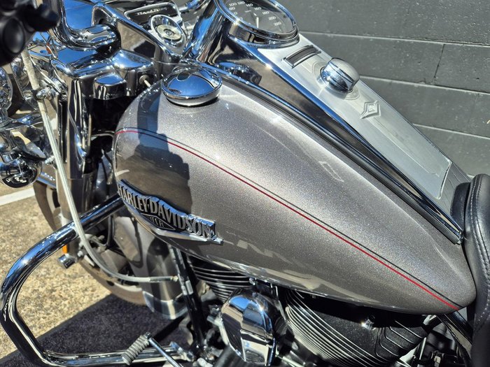 2016 Harley-Davidson Road King 1690 (FLHR) Touring Silver