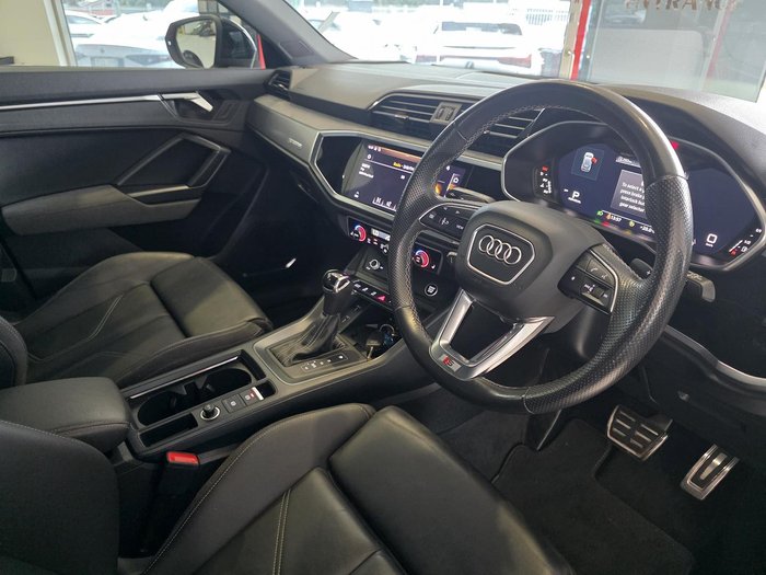 2020 Audi Q3 40 TFSI S line