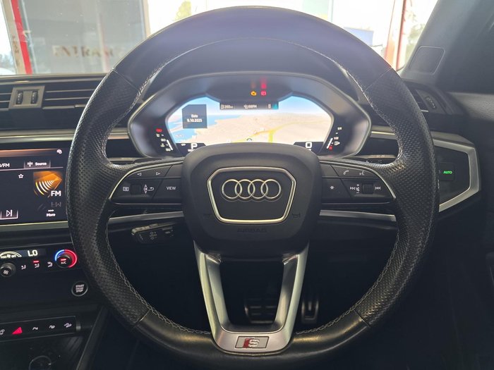 2020 Audi Q3 40 TFSI S line