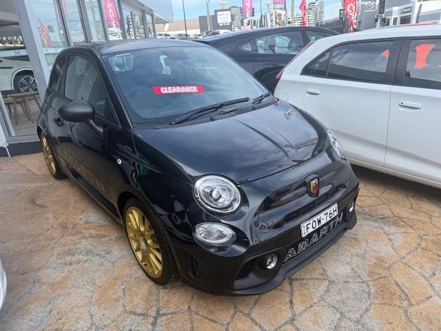2024 Abarth 695 75 Anniversario MY23 Scorpione Black