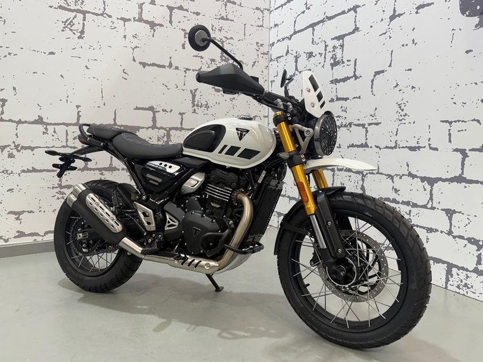 2025 Triumph Scrambler 400 XC Scrambler White