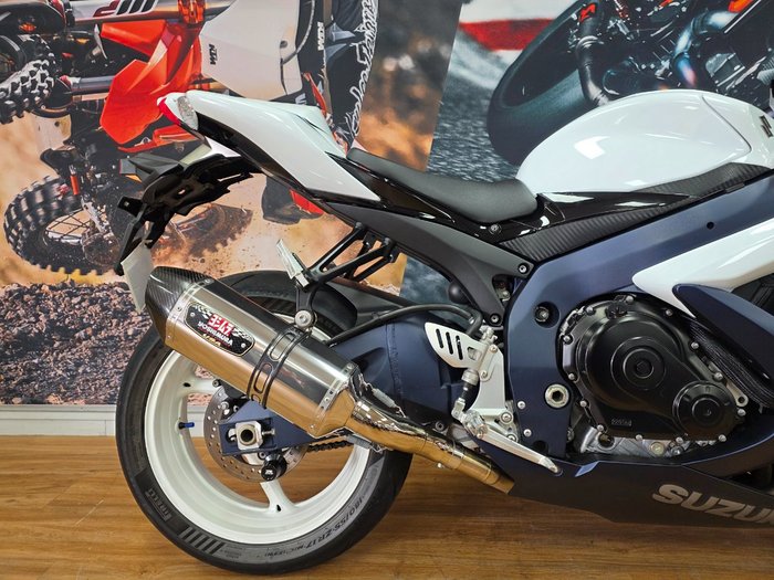 2010 Suzuki GSX-R600 WHITE