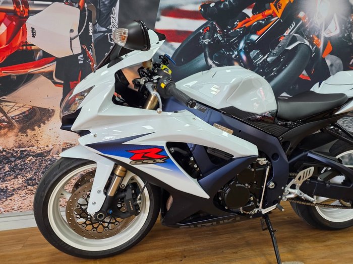 2010 Suzuki GSX-R600 WHITE