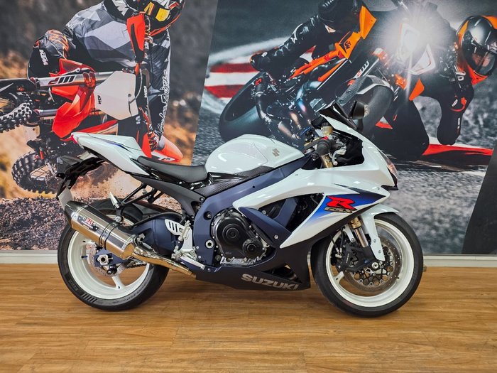 2010 Suzuki GSX-R600 WHITE