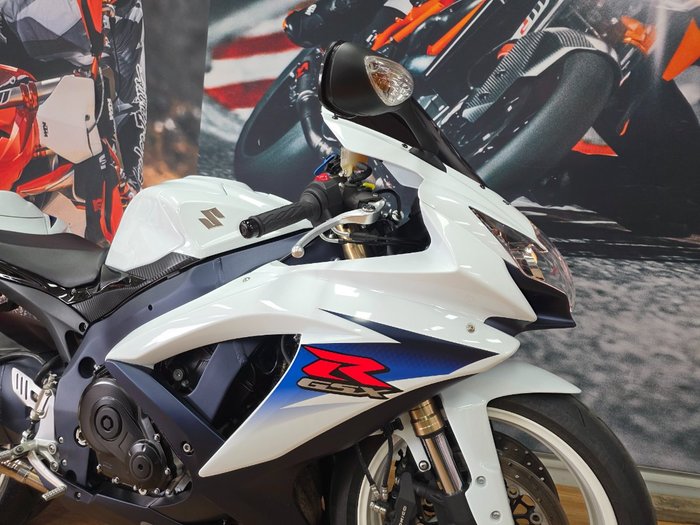 2010 Suzuki GSX-R600 WHITE