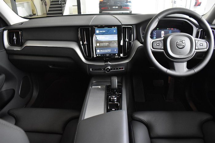 2025 Volvo XC60 Plus B5 MY25 AWD Crystal White