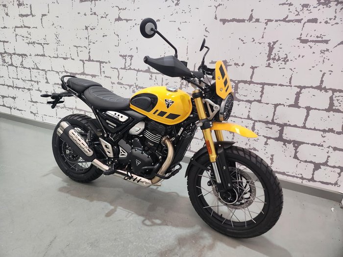2025 Triumph Scrambler 400 XC Scrambler Yellow