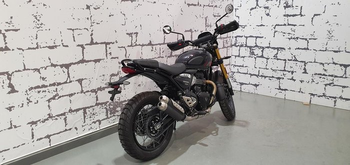 2025 Triumph Scrambler 400 XC Scrambler Grey