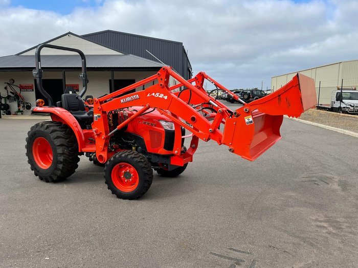 2023 Kubota L3800hd 38Hp Rops Tractor & Loader With 4In1 Bucket