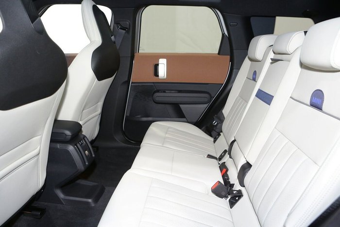 2024 MINI Countryman S Favoured