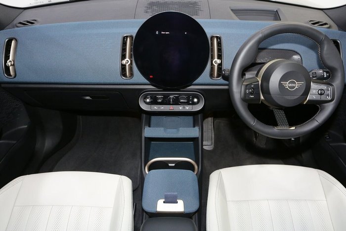 2024 MINI Countryman S Favoured