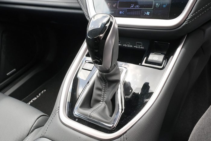 2025 Subaru Outback AWD Touring XT