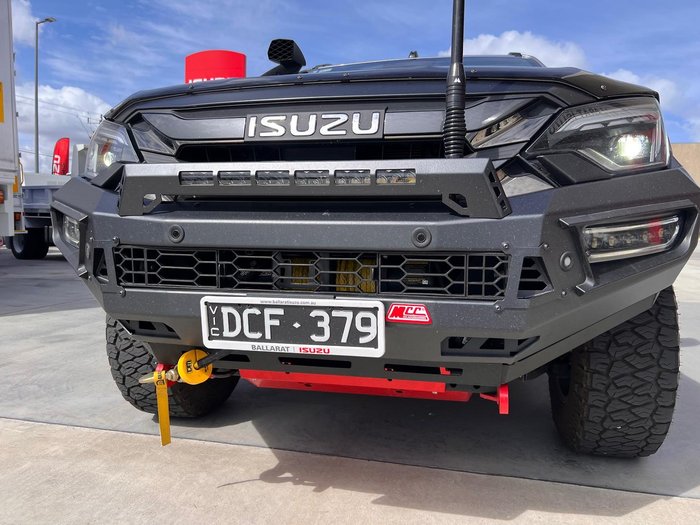 2024 Isuzu D-MAX X-TERRAIN MY24 4X4 Dual Range Mercury Silver