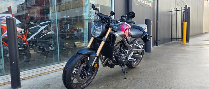 2024 Honda CB650RAC RED