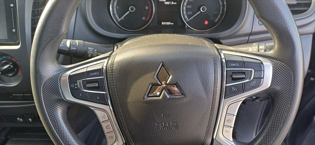 2022 Mitsubishi Triton GLX