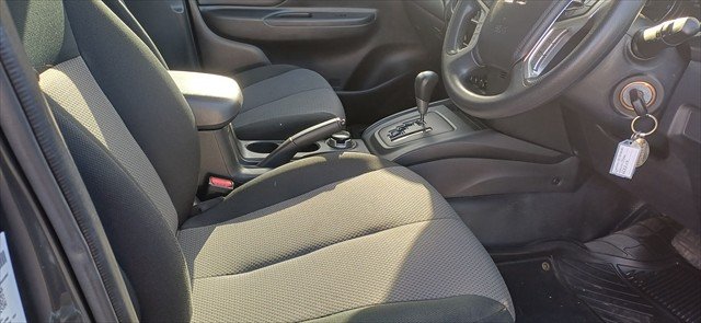 2022 Mitsubishi Triton GLX