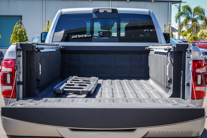 2023 RAM 2500 Laramie Rambox