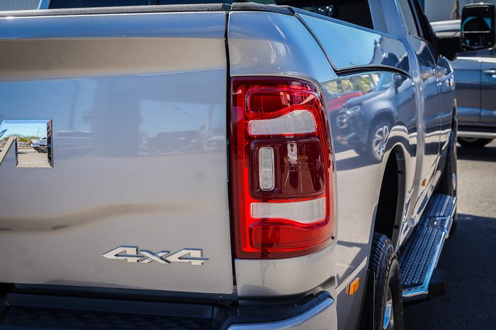 2023 RAM 2500 Laramie Rambox