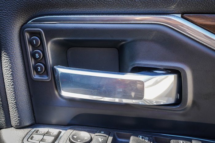 2023 RAM 2500 Laramie Rambox