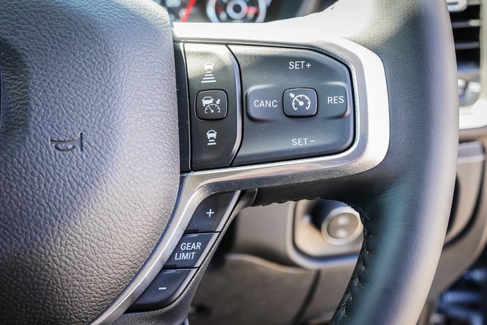 2023 RAM 2500 Laramie Rambox