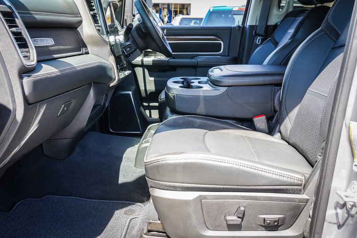 2023 RAM 2500 Laramie Rambox