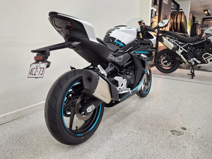 2024 CFMOTO 450 SR ABS Black