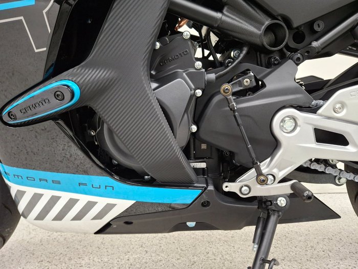 2024 CFMOTO 450 SR ABS Black