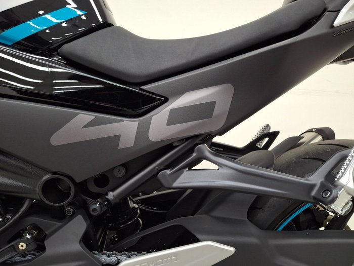 2024 CFMOTO 450 SR ABS Black