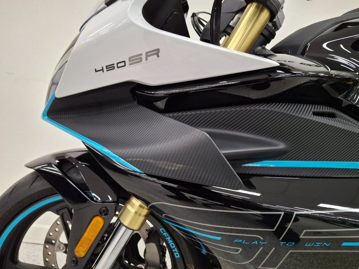 2024 CFMOTO 450 SR ABS Black