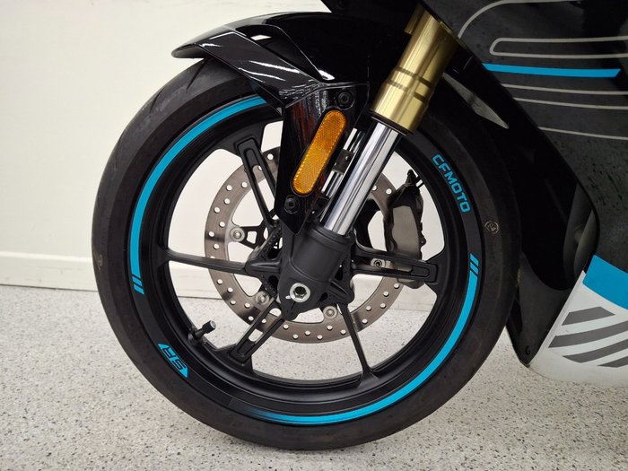 2024 CFMOTO 450 SR ABS Black