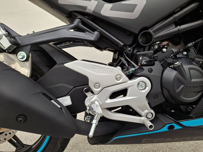 2024 CFMOTO 450 SR ABS Black