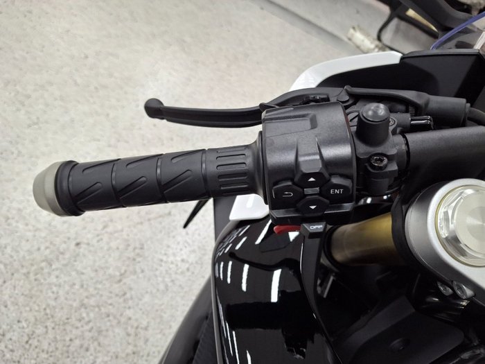 2024 CFMOTO 450 SR ABS Black