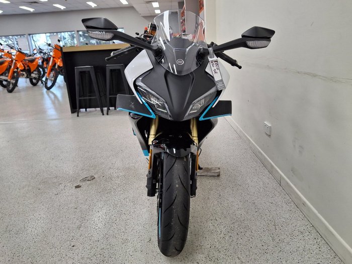 2024 CFMOTO 450 SR ABS Black