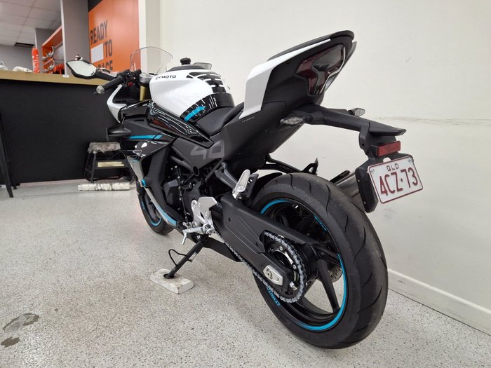 2024 CFMOTO 450 SR ABS Black