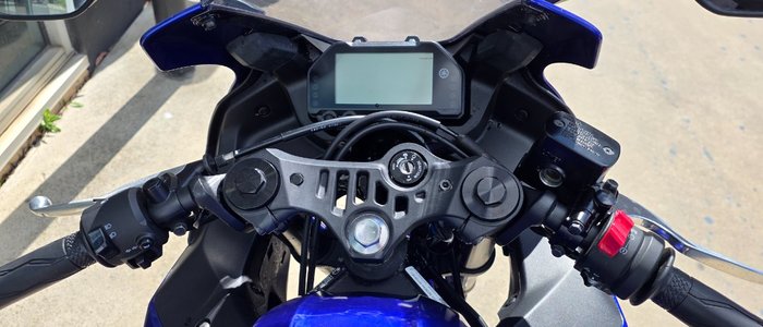 2024 Yamaha YZF-R3 BLUE