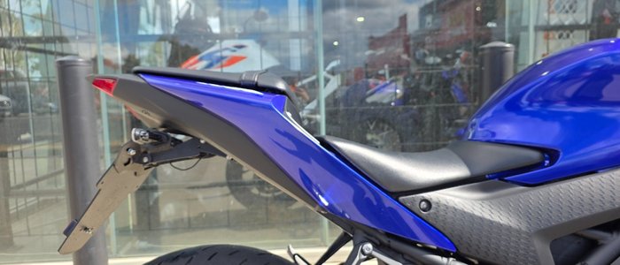 2024 Yamaha YZF-R3 BLUE