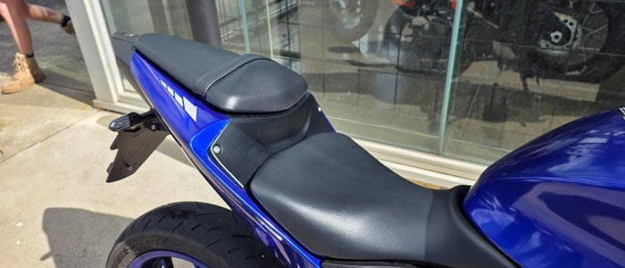 2024 Yamaha YZF-R3 BLUE