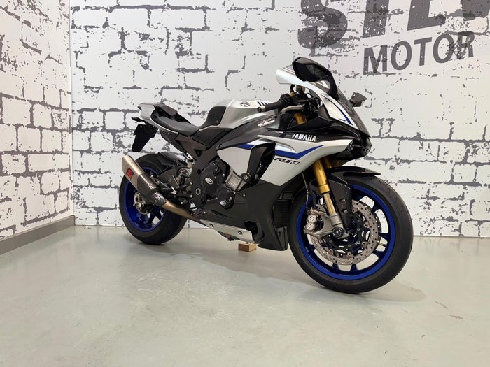 2015 Yamaha YZF-R1M R1 Silver