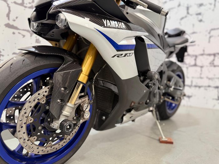 2015 Yamaha YZF-R1M R1 Silver