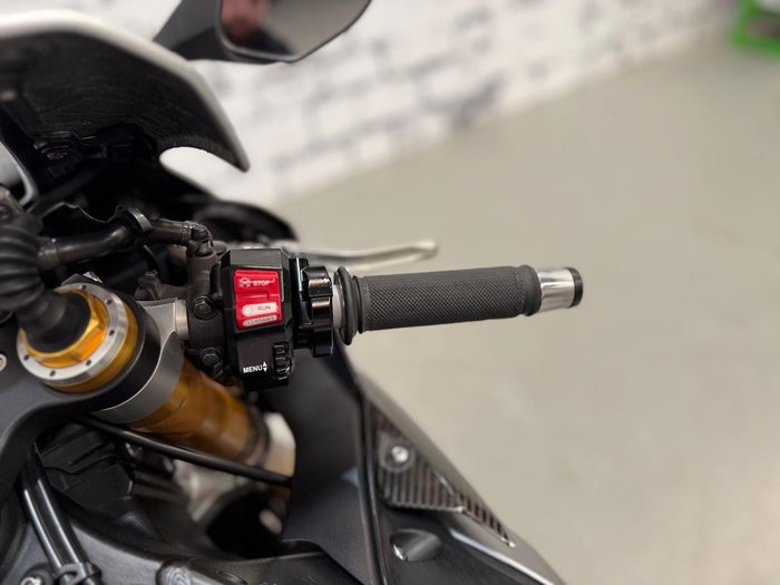 2015 Yamaha YZF-R1M R1 Silver