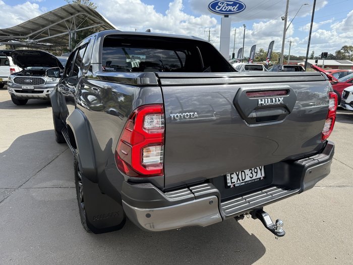 2022 Toyota Hilux Rogue