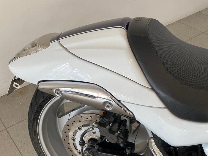 2008 Suzuki Boulevard M109R (VZR1800) Boulevard White