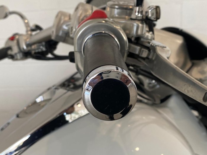 2008 Suzuki Boulevard M109R (VZR1800) Boulevard White