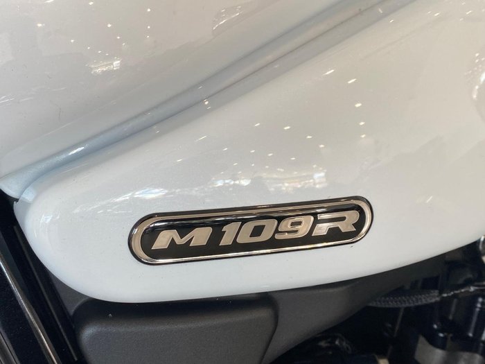 2008 Suzuki Boulevard M109R (VZR1800) Boulevard White