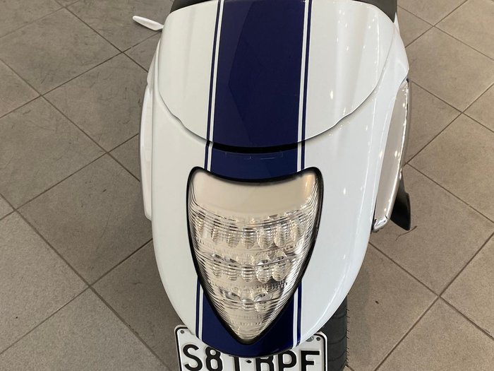 2008 Suzuki Boulevard M109R (VZR1800) Boulevard White