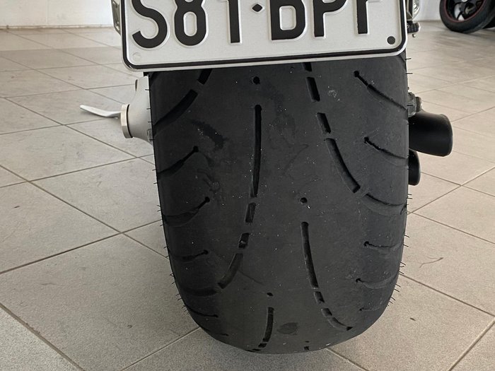 2008 Suzuki Boulevard M109R (VZR1800) Boulevard White