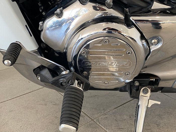 2008 Suzuki Boulevard M109R (VZR1800) Boulevard White